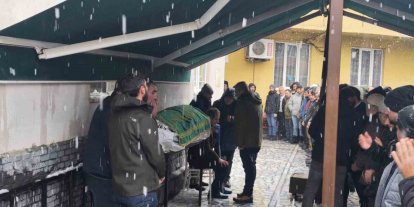 Yanan aracın içinde ölü bulunan genç müteahhit son yolculuğuna uğurlandı