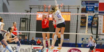 Sultanlar Ligi: Aydın Büyükşehir Belediyespor: 3 - İlbank: 2