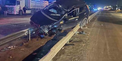 Payas’ta refüje çıkan otomobilin sürücüsü yaralandı