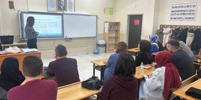 Sıralara bu sefer veliler oturdu