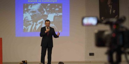 Babüroğlu Atatürk ve Cumhuriyet değerlerini anlattı