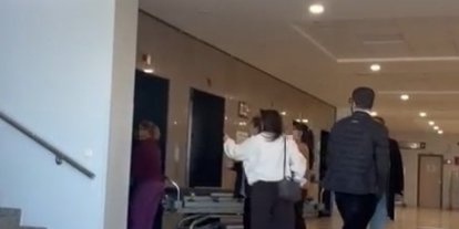 Asansör görevlisiyle hasta yakını arasında ’hasta asansörü’ tartışması