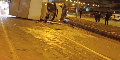 Siirt’te kamyonet ile hafif ticari araç çarpıştı: 2 yaralı