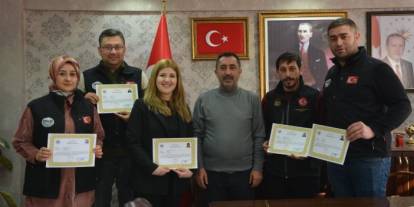 Vali Ziya Polat'tan özel idare personellerine başarı belgesi