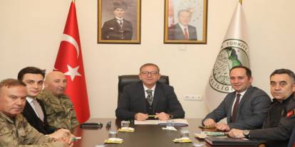 Kars'ta İl güvenlik ve asayiş toplantısı yapıldı