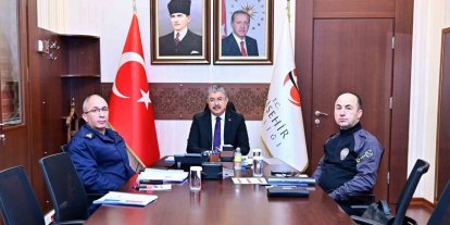 Vali Yılmaz, Video Konferans Sistemi üzerinden düzenlenen toplantıya katıldı