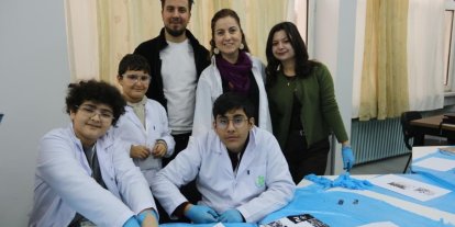 İnönü Üniversitesi’nde çocuklar, özgün baskı resim atölyesi etkinliğinde hünerlerini sergiledi