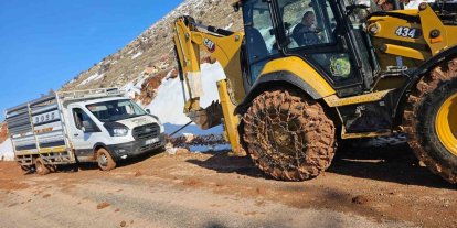 Gercüş’te göçerlerin imdadına Özel İdare yetişti