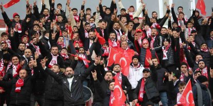 Sivassporlu taraftarlar, Amed Sportif Faaliyetler maçına ilgi gösterdi