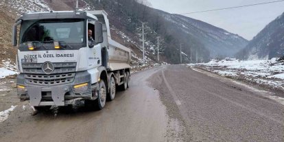 Uğur köyü grup yolunda bakım çalışmaları tamamlandı