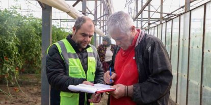 Aksu’da afetten zarar gören seralarda hasar tespiti yapıldı