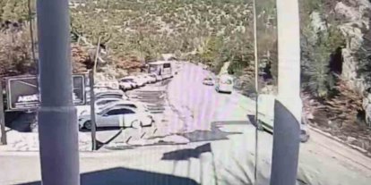 Beyşehir’de bir anlık kontrol kaybı can aldı kaza anı kamerada