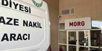 Düşerken kafasını duvara çarpan yaşlı kadın hayatını kaybetti