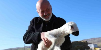 Başkan Çolakbayrakdar: "Kırsal mahallelerimizin köy kimliğini geleceğe taşıyoruz"