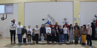 Duvarlar rengarenk oldu