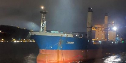 İstanbul Boğazı’nda demiri dolanan kargo gemisi, Büyükdere Liman’ına demirlendi