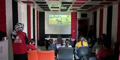 Kış kulübünde sinema etkinliği