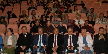 "Yoğun Bakım Hemşireliğinde Güncel Yaklaşımlar" sempozyumu düzenlendi