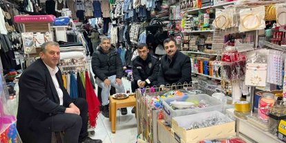 Dicle Kaymakamı Mustafa Atış, esnaf ve vatandaşlarla bir araya geldi