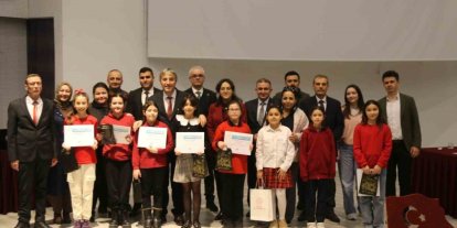 Kütahya’da İstiklâl Marşını ezbere ve güzel okuma yarışması