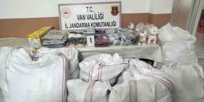 Başkale’de 3 milyon 250 bin TL değerinde kaçak malzeme ele geçirildi