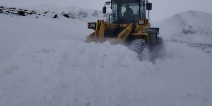 Kars’ta tipi 48 köy yolunu ulaşıma kapadı
