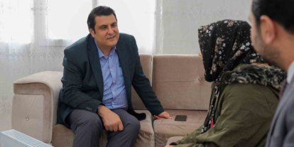 Yılmaz’dan evi yenilenen Beyazkurt ailesine ziyaret