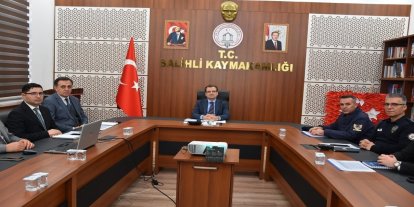 Salihli’de metruk binalar masaya yatırıldı