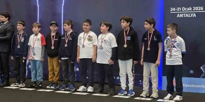Büyükşehir Satranç Takımı’ndan Türkiye şampiyonluğu