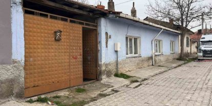 Çamaşır makinasındaki kaçak elektrik genç kadını çarptı