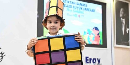 Gaziosmanpaşa’da Sıfır Atık projesi: Elbise, çanta, müzik aleti yaptılar