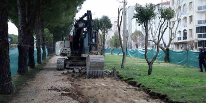 Menteşe Atatürk Bulvarında yürüyüş ve bisiklet yolları yenileniyor