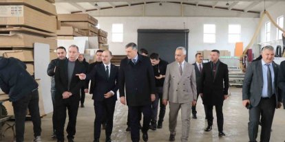 Vali Çiftçi’den Oltu çıkarması