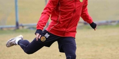 Eskişehirspor, Uşak deplasmanı öncesi hazırlıkları tamamladı