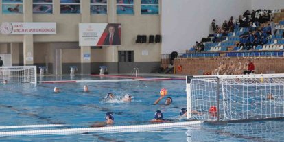 Türkiye su topu şampiyonası heyecanı elazığ’da başladı