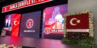 Cumhurbaşkanı Erdoğan’dan Bahçeli’ye 57 gülün yer aldığı tebrik çiçeği