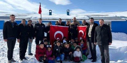 Susuz Kaymakamı Tutal’dan öğrencilere anlamlı mesaj