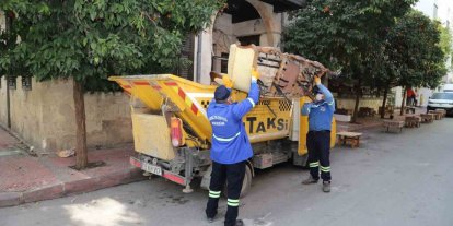 Akdeniz’de çöp taksilerle ani biriken atıklara hızlı çözüm