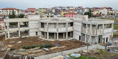 Başiskele’de çocuk kütüphanesi ve oyuncak müzesi inşaatı sürüyor