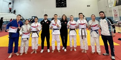 Yıldızlar judo grup müsabakalarında büyük başarı