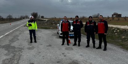 Uşak’ta hayvan sevkiyatlarına yönelik yol denetimi