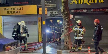 7 katlı binanın çatısında korkutan yangın