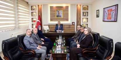 Rektör Kibar Sarıgöl’de temaslarda bulundu