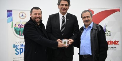 Kartepe Belediye Başkanı Kocaman, veteran sporcularla buluştu