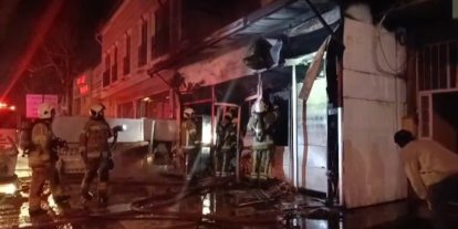 Sabah saatlerinde yangın çıkan dükkan kullanılamaz hale geldi