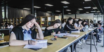 Mersin’de okuma salonları gençlerin ikinci evi oldu