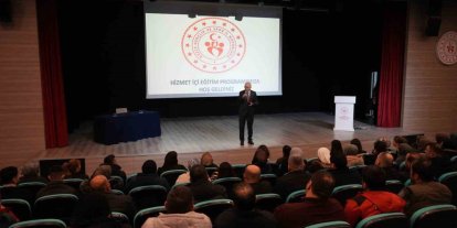 Mesleki hizmet içi eğitimler sürüyor
