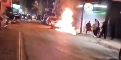 Motosiklet alev alev yandı