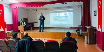 Elazığ’da muhtarlara çığla mücadele ve farkındalık eğitimi verildi