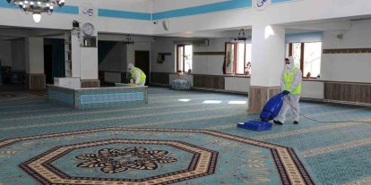 Talas’ın camilerinde Ramazan’a özel temizlik